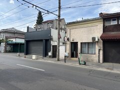 Matei Voievod, casa locuinta + spatiu comercial